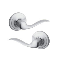 Kwikset Tustin Alça Passageiro Interior, Alavanca para Portas de Closet e Corredor, Acabamento Cromado, 1 Contagem