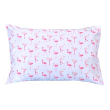 Ella & Max Toddler Pillowcase. Pink flamingo. Blød og koselig. Passer til 13x18 & 14x19 småbarnspuder. Let at vaske og ingen stryge. Håndlavet i