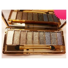 DISAAR BEAUTY 9 Colors Glitter Eyeshadow Eye Shadow Palette & Makeup Cosmetic Brush Set NEW (#05)