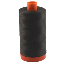 Nit Aurifil 1130 VELMI TMAV K RA (tmavohned ) Cotton Mako 50wt velk cievka 1300 m