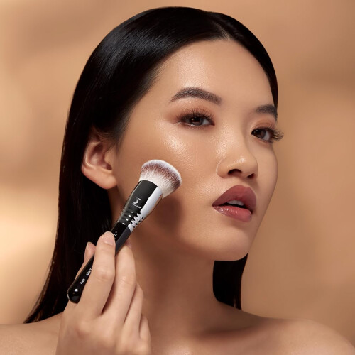 Sigma Beauty F48 Soft Coverage Brush 2