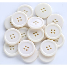 GANSSIA 1 hvelykes (25 mm) kerek, 4 lyuk gombok lapos ht bzs sznu gombok varrshoz barkcsols kzmuves 50 db-os csomag