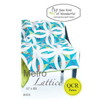 Modello per trapunta Metro Lattice: un modello di trapuntatura contemporanea che utilizza il righello Quick Curve di Sew Kind of Wonderful