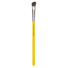 Bdellium Tools Professioneller Make-up-Pinsel  Studio Series 766 Angled Shadow  mit weichen Naturfasern zum Auftragen von Lidschatten (gelb, 1 Stc