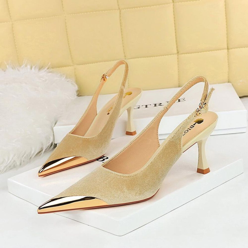 (apricot, 35) "3716-6 Single Shoe (Sold Out)