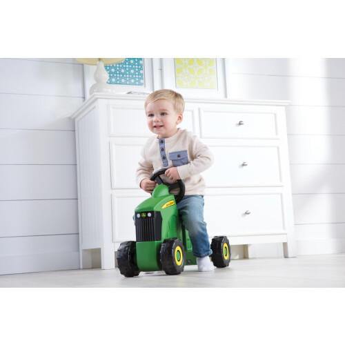 TOMY John Deere 2