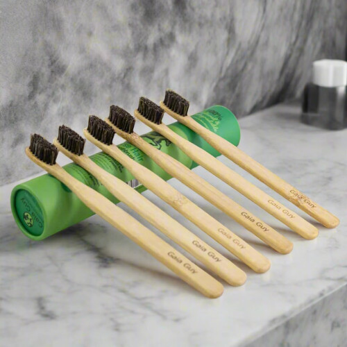 Spazzolino in Bamboo Gaia Guy con setole di cavallo morbide - Compostabile e Biodegradabile 1