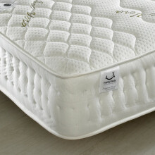 Aloe Vera and Memory Foam, Happy Beds 1500 Pocket Sprung Medium Tension Mattress with Reflex Foam - 4ft6 Double (135 x 190 cm)