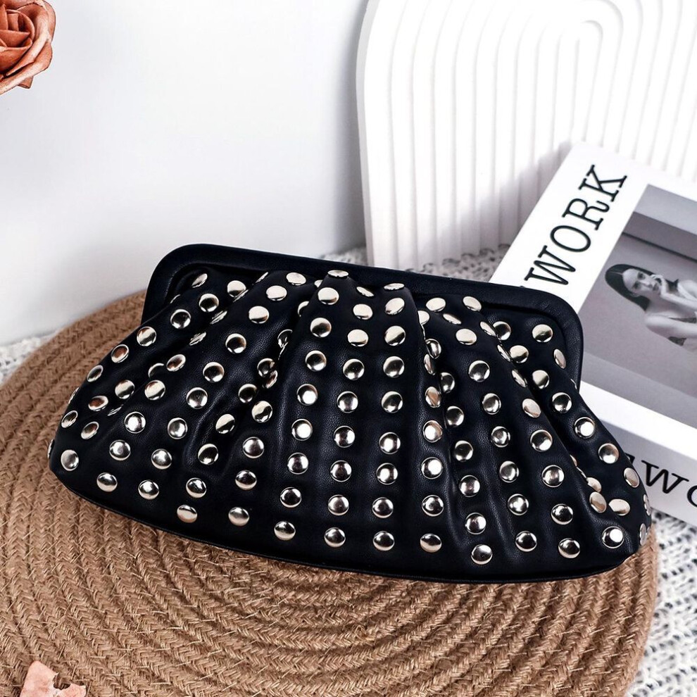 (black) "Niche Punk Shell Bag: 2025 Retro Genuine Leather Women's Clutch