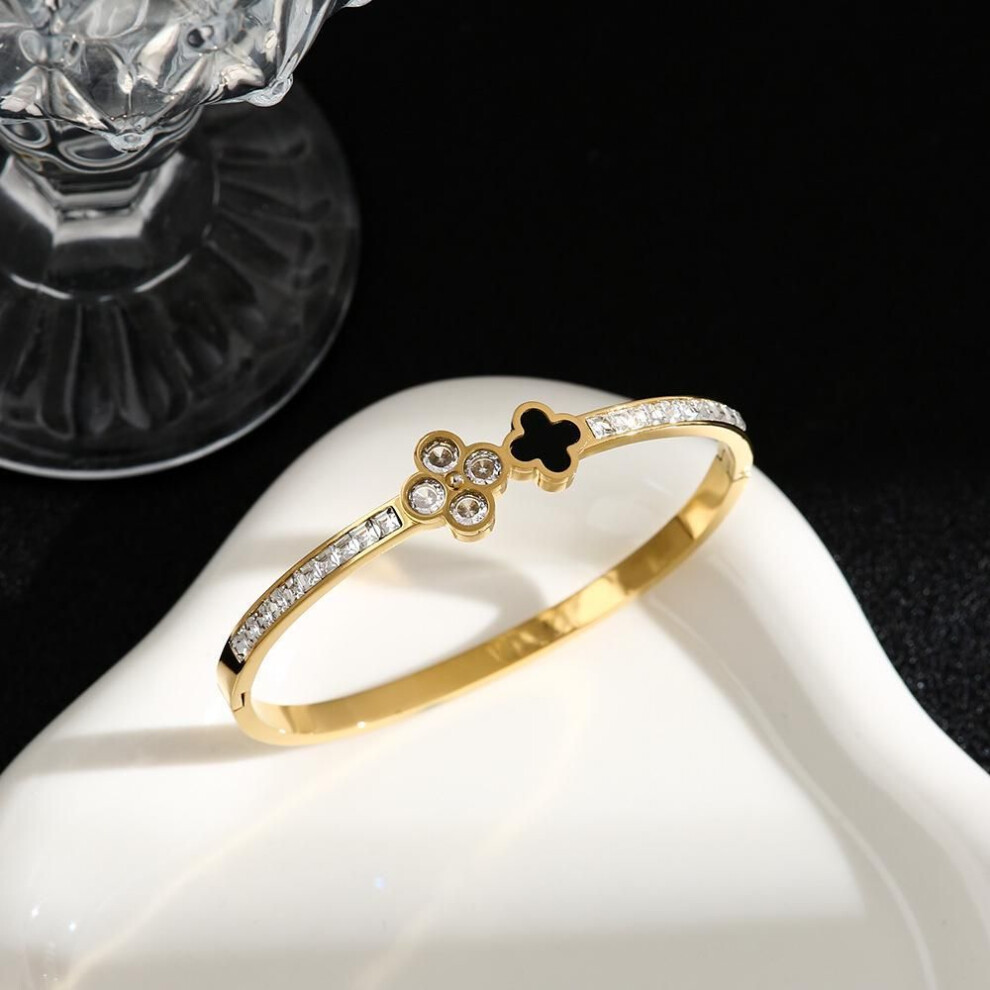 (gold) Elegant Titanium Steel Diamond Four-leaf Clover Women's Bracelet, Versatile High-end Open Design.