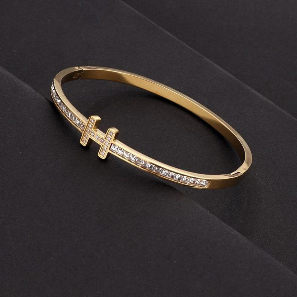 (gold, 18K) 18K Gold-Plated Silver Bracelet with Diamonds and Letter Design