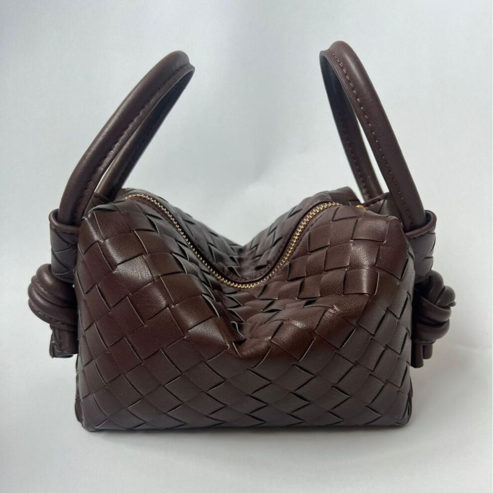 (pink, 23x11x16 cm) "2024 Cross-border Women's Hand-woven Pillow Bag: Retro Camera Style, Versatile Shoulder/crossbody