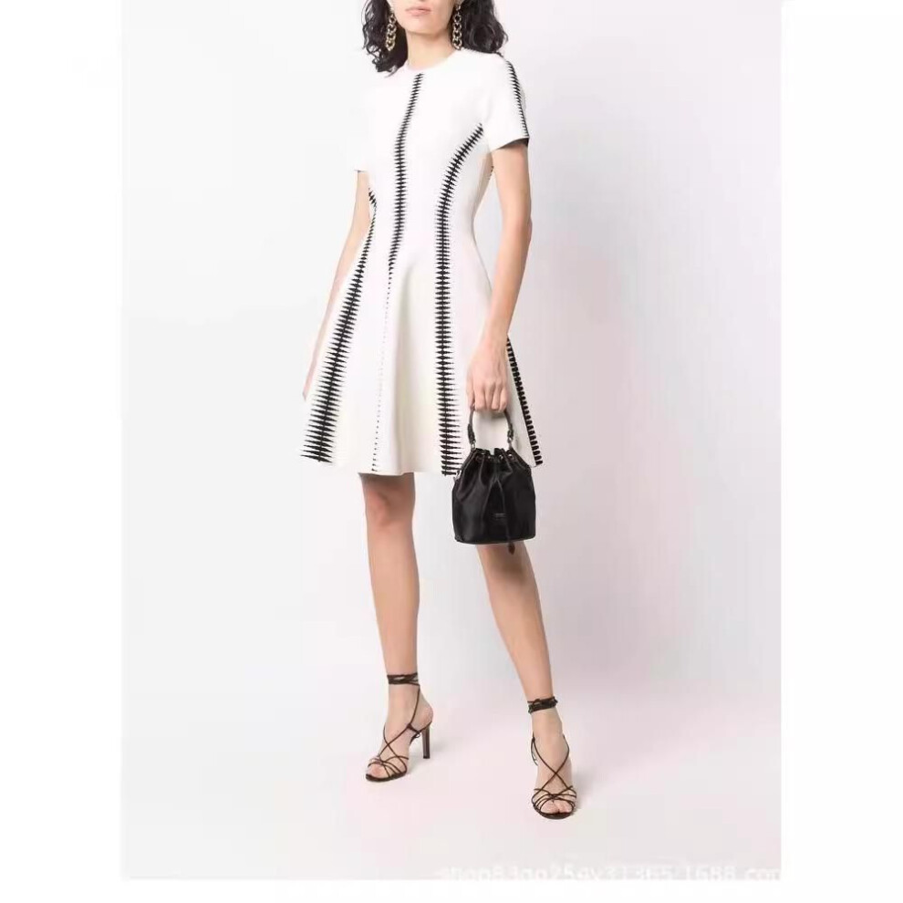 (black, Extra Small) European & American Fashion Round Neck Short Sleeve Jacquard Knit Slim Fit Sweater Dress