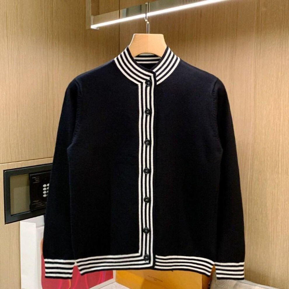 (3XL) Men's Trendy Striped Black and White Stand Collar Cardigan: European and American Autumn Style Sweater