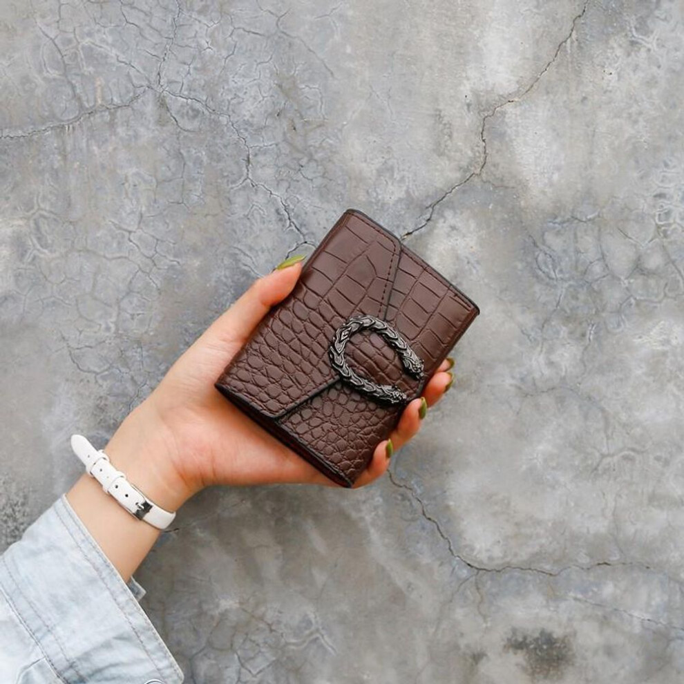 (coffee) "2024 New Crocodile Pattern Women's Wallet - Compact Short Clutch & Coin Purse With Card Holder