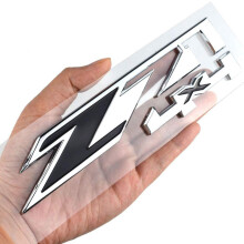 2 Pack Z71 4x4 Emblemer Badges kompatible til GMC Chevy Silverado Sierra Tahoe Suburban 1500 2500HD 3500HD Decal (Chrome/Black)