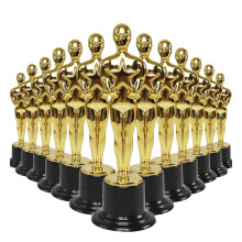 24 Pack Plastic Award Trophyes -patsas pelipalkintoa varten