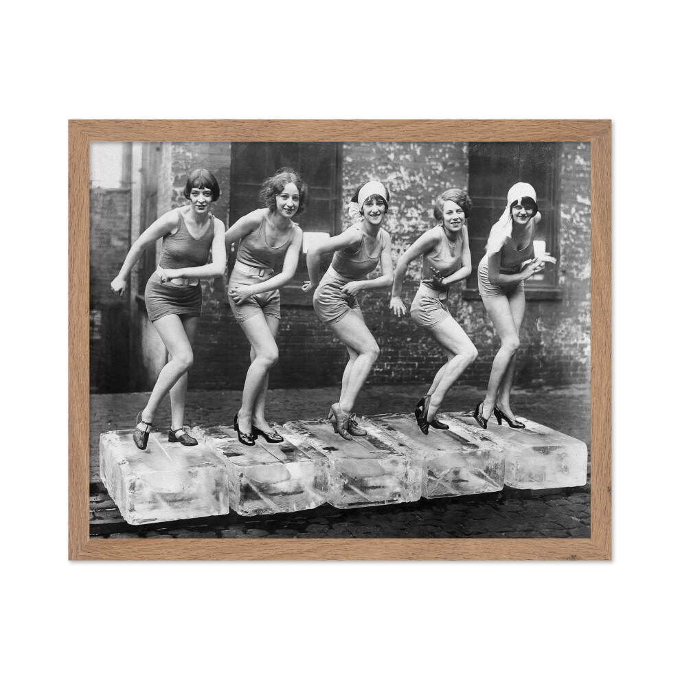 Poster Master Vintage Photograph Poster - Stampa Di Moda Retr - Regalo Per Amico Artista - Donne Che Ballano Sul Ghiaccio Flapper Girls In Costu-image