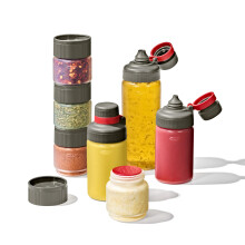 Ensemble de 7 pots pices et de bouteilles souples OXO Outdoor