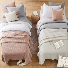 Levtex Home - Mills Waffle - Twin Quilt Set - Blush Cotton Waffle - Dimensiunea matlasarii (68 x 86in.) Dimensiunea ru?inei (26 x 20in.)