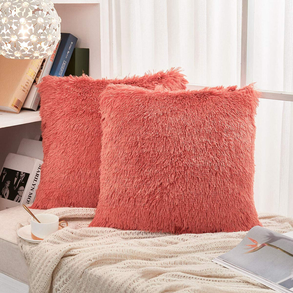 JAUXIO Lot de 2 longues taies d'oreiller d   coratives en fausse fourrure solide Housse de coussin moelleuse en velours pour canap    (Orange corail