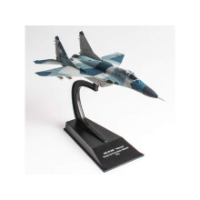 OPO 10 - Milit risches Kampfflugzeug 1/100 MIG 29 SMT Fulcrum Russische Luftwaffe 2012 (CP02A)