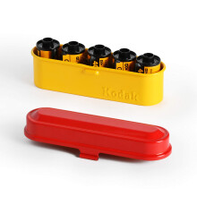 Kodak Film Case - For 5 ruller med 35 mm film - kompakt retro st?lkasse for at sortere og beskytte filmruller (r?d) (film er ikke inkluderet)