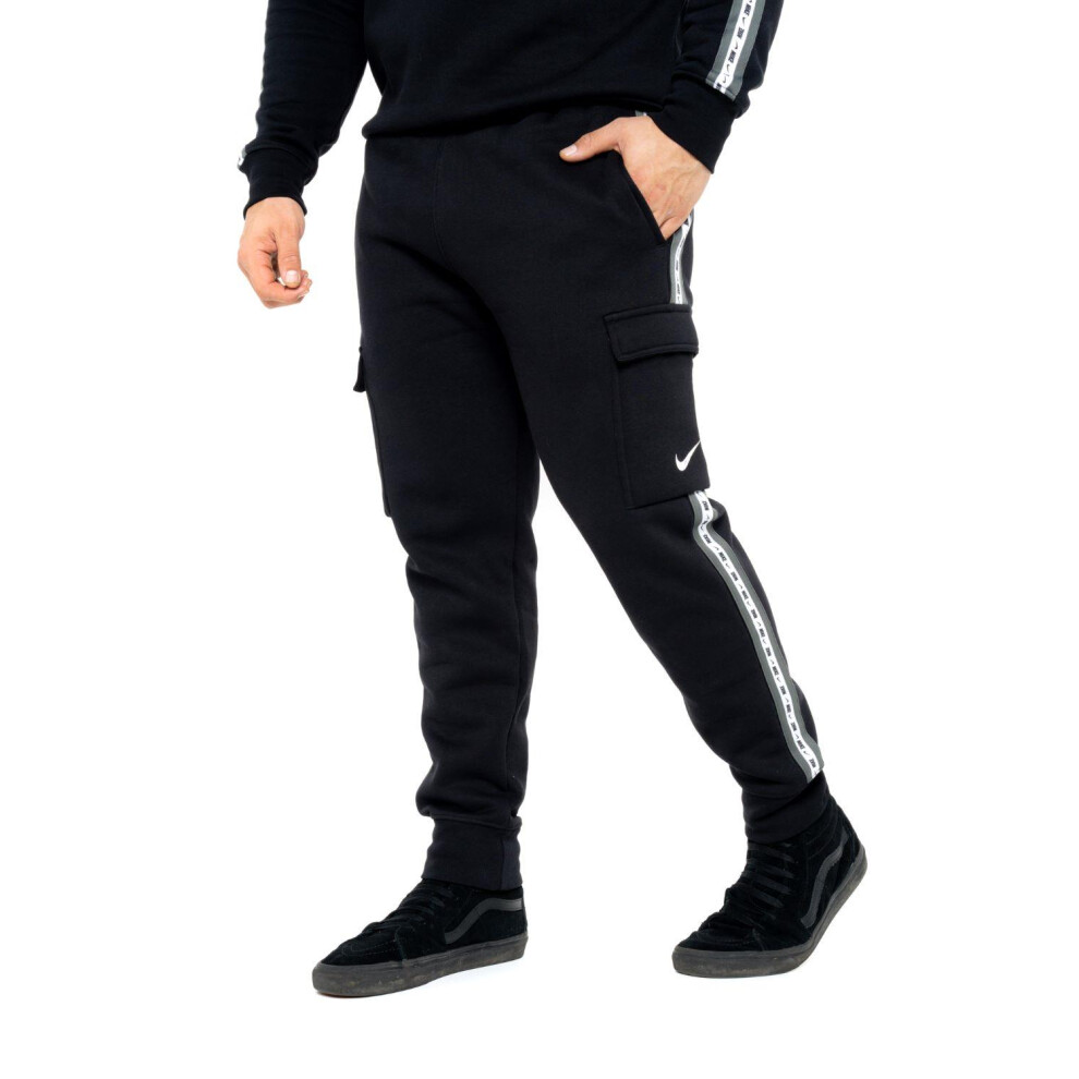 (UK XL) Nike Repeat Pants Black