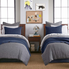 Levtex Home - Mills Waffle - Twin Quilt Set - Navy Cotton Waffle - Dimensiune matlasata (68 x 86in.) Dimensiune de ?am (26 x 20in.)