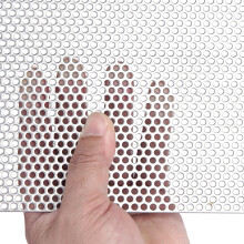 Perforovaný plech z nehrdzavejúcej ocele Perforovaný kovový plech 29,4 cm x 29,4 cm Predforovaný plech z nehrdzavejúcej ocele s otvorom 0,3 cm