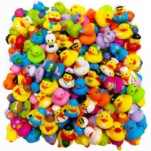 Arttyma Badeendjes in bulk Assortiment Duckies voor Jeep Ducking Floater Duck Badspeelgoed Feestartikelen (100-pack)