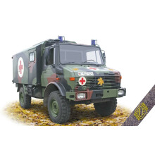 ACE 72451-1/72 -U1300L 4X4 KRANKENWAGEN AMBULANCE PL   STICO KIT