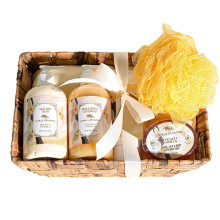 Camille Beckman Essentials ajndkkosr francia vanlia glicerines kzterpia 6 oz selymes testpol krm 13 uncia kz- s tusfrdo tisztt gl 13 u