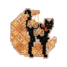Moon Kitty -helmill koristeltu ristipistoaiheinen Halloween-koristeiden pakkaus, Mill Hill 2005 Autumn Harvest MHAH72