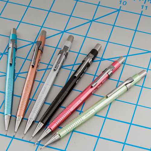 Pentel Pentel Sharp Mechanical Pencil, (0.7mm), Medium Lijn, Metallic Behuizing, Assortiment van 3 (P207MBP3M) 1