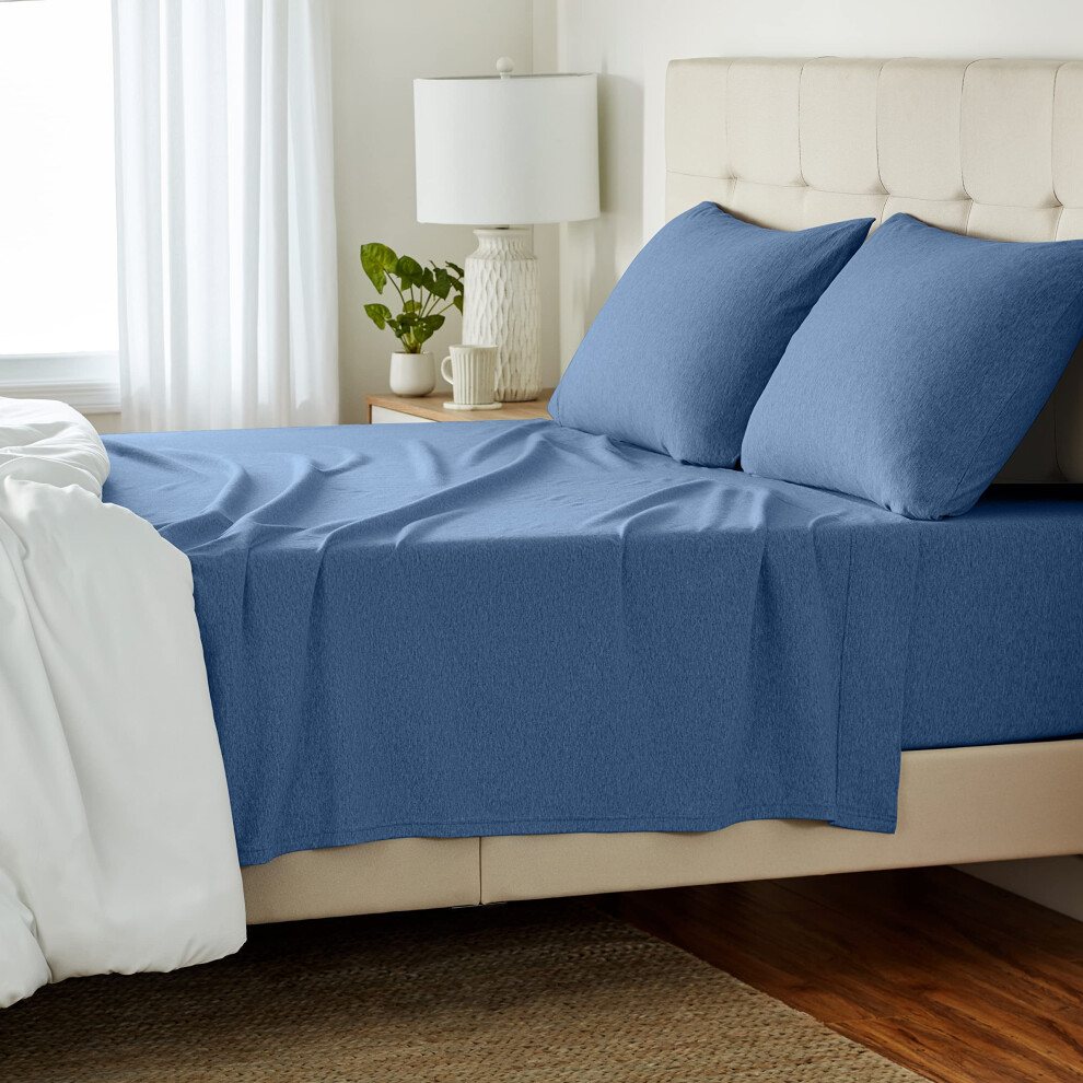 Amazon Basics 4 Piece Bed Sheets Set  100% Cotton Jersey  Includes Super Soft  Flat and Fitted Sheets  Pillowcase  Queen  Chambray  Solid