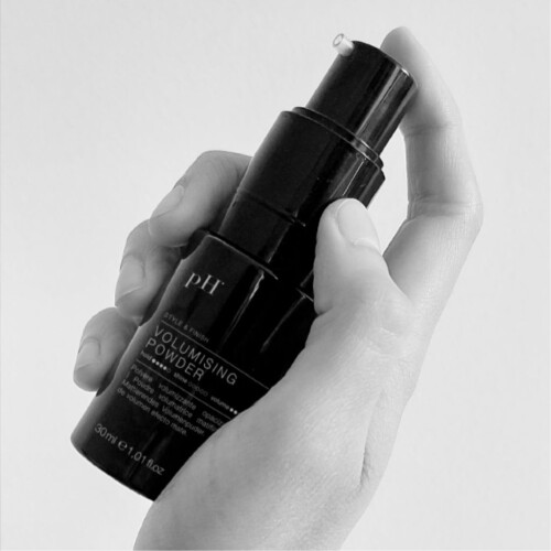 pH STYLE & FINISH Volumising Powder 30 ml 2