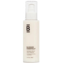Blossom Essentials Hydration Boost arctisztt gyengd vegn hidratl formula, amely eltvoltja a szennyezodseket a puha, felfrisslt borrt