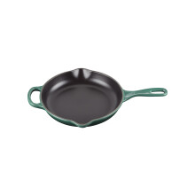 Sart?n con mango de hierro Signature de hierro fundido Le Creuset Signature de 9"""""""" (1-3/8 qt.) Alcachofa