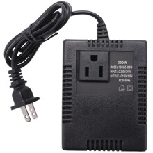 300W 220/240V Naar 110/120V Ac Reisspanningstransformator Converter Us Plug