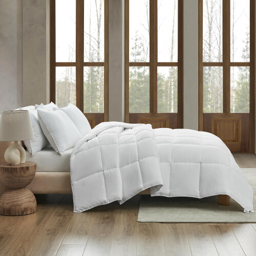 UGG UGG 23742 Danielle Full-Queen Basic Comforter Cooling Hypoallergenic Skin Friendly Cozy Lofty Lightweight Down Alternative Machine Washable Box Quilte 2