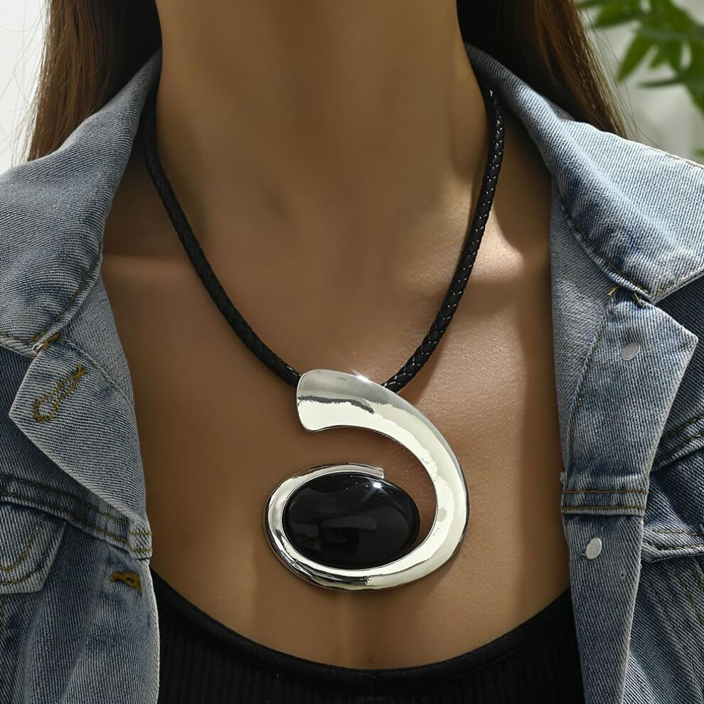 (black) 1pc Exaggerated Long Geometric Pendant Necklace, Adjustable Length Sweater Chain For Women New Year&apos;s And Valentine&apos;s Day Gift For Daily Wea