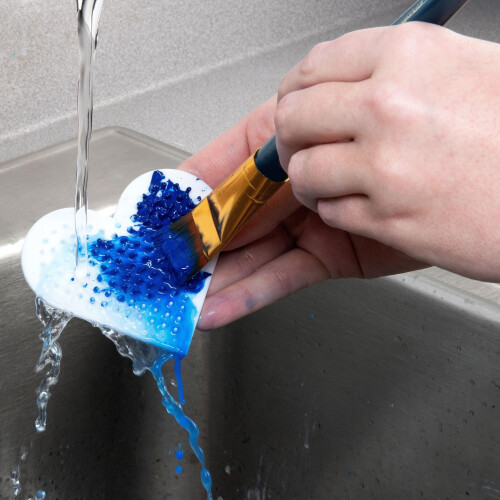 Real Techniques Royal Brush Παχύ Σαπούνι Γαλάκτωμα - 3"X3.25", Καρδιά 1
