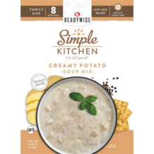 ReadyWise RWSK05-066 10.9 x 5.6 x 8.6 in. Simple Kitchen Creamy Potato Soup 8 Servings per Pouch - 6 per Case