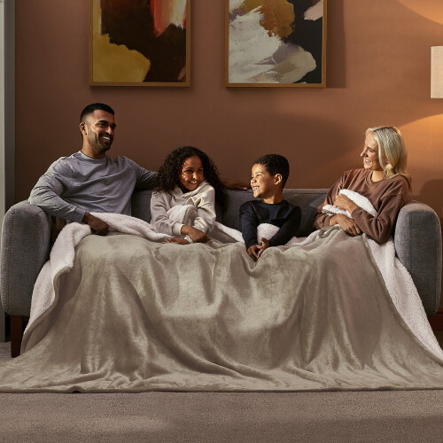 Silentnight Silentnight Snugsie Giant Blanket - Natural