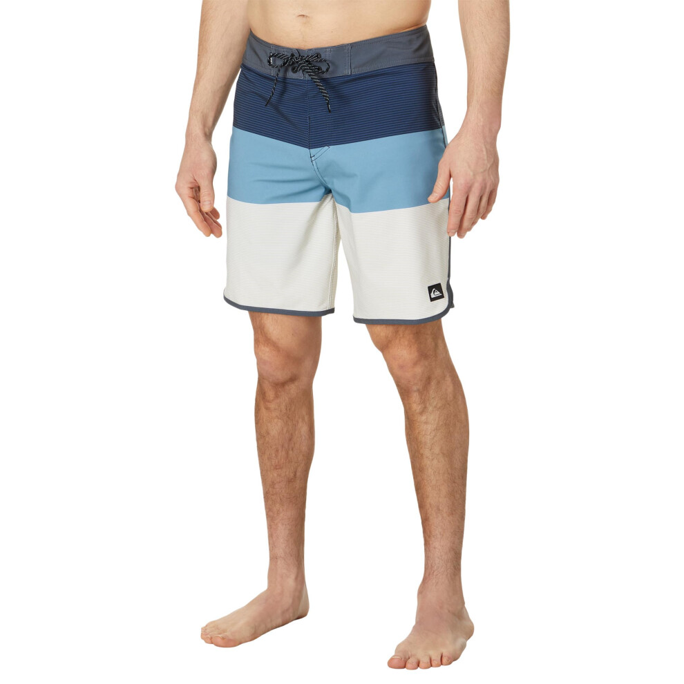 Quiksilver Men's Standard Surfsilk Tijuana 19 Boardshort Swim Trunk  D