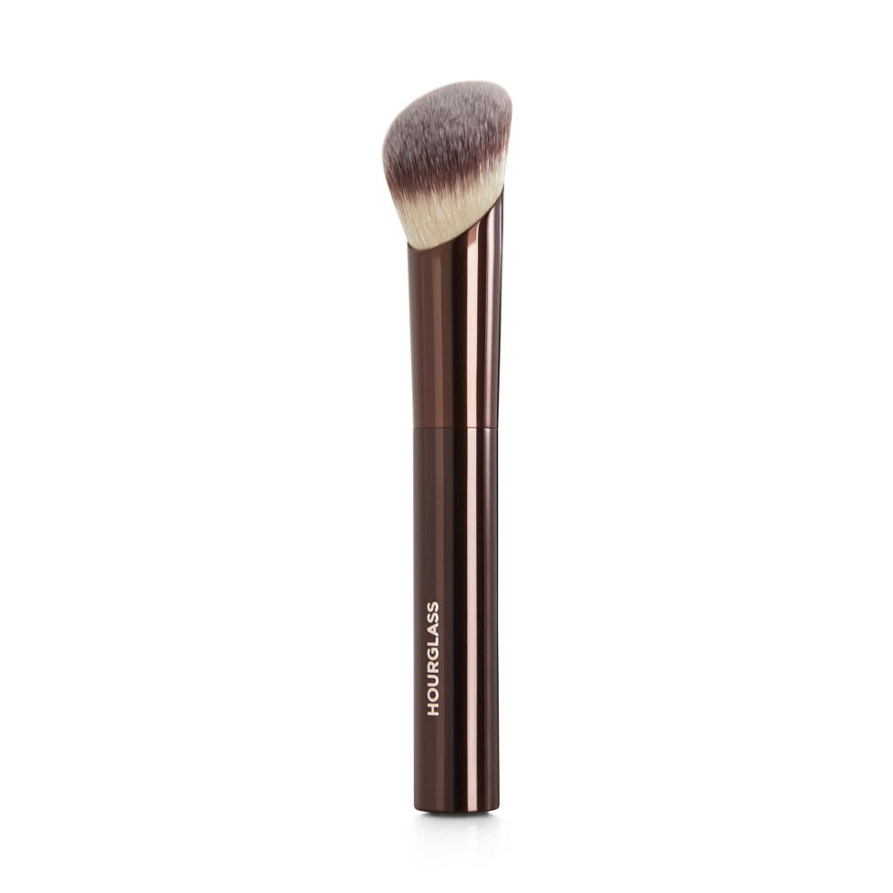Hourglass Soft Glow Foundation and Soft Glow Foundation Brush Bundle 30ml (Various Shades) - 10.5 - Image 37