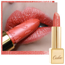 Oulac Coral Pink Lipstick voor vrouwen met metallic 3D-glans, lichtgewicht