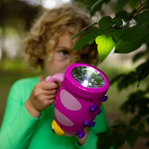 Melissa & Doug Melissa & Doug Sunny Patch Trixie Ladybug Flashlight With Easy-Grip Handle 2
