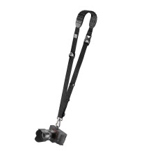 BLACKRAPID Cross Shot Black Camera Sling til venstreh?ndede og h?jreh?ndede fotografer.